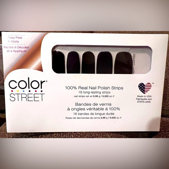 New Color Street nail polish strips. New in package. Made In Milan - Picture 1 of 3